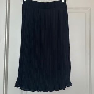 Pleated Midi Skirt